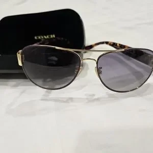 Armani Exchange | Accessories | Coach Armani Sunglasses For  display picture 2